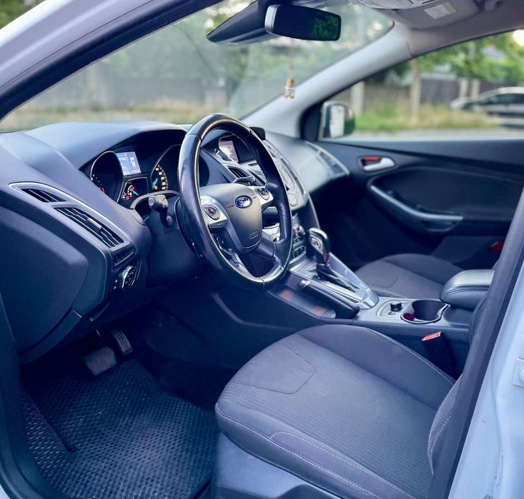 Ford Focus 2015 MK3 Automat Paket titanium Navigație Climatronic
