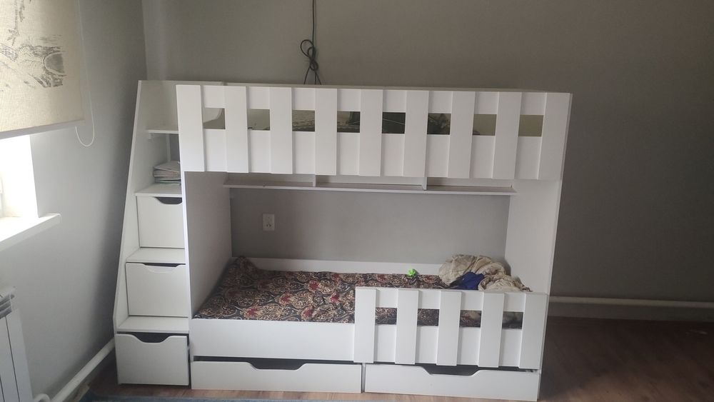 Детский кровать двух этажный