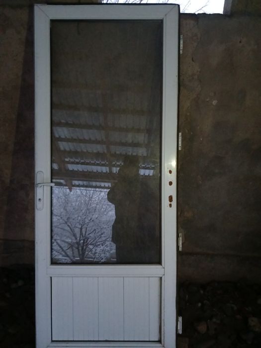 Ескі, сатылады, Продается дверь идеальном состоянии.