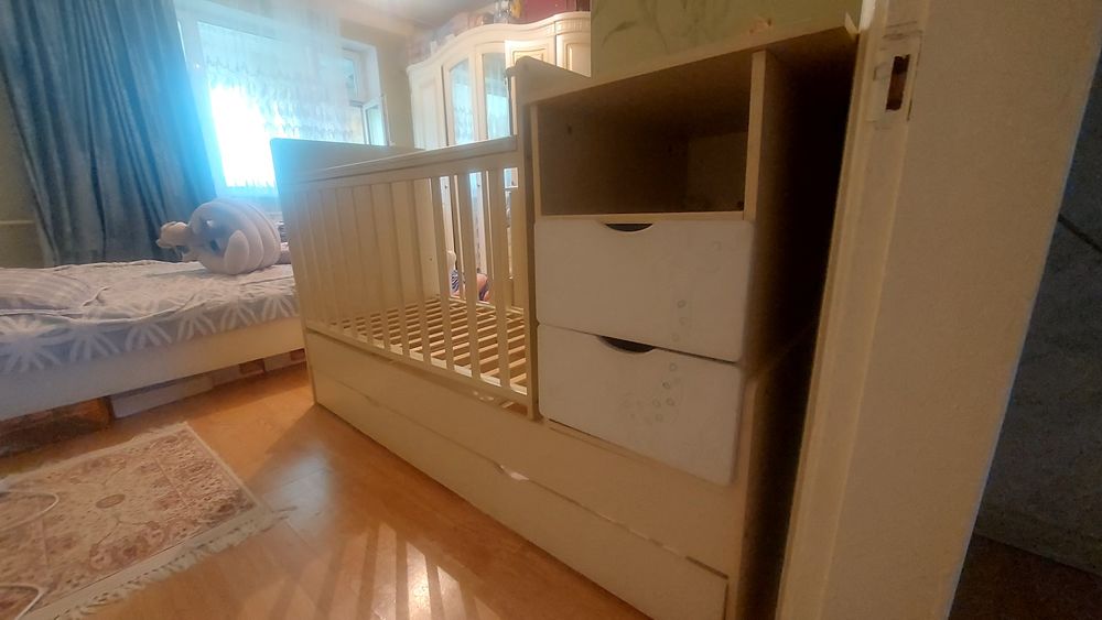 Манеж детский для ребенка