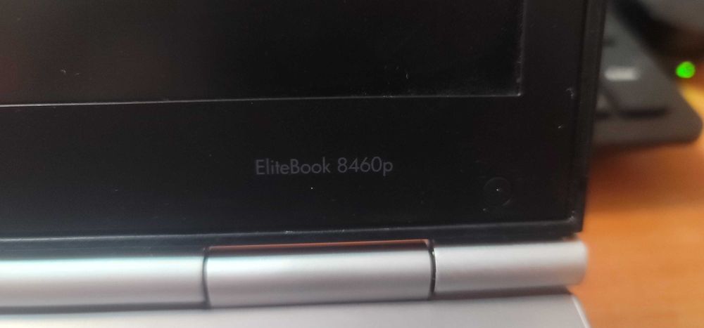 HP Elitbook 8460P цял за части /лентов кабел/