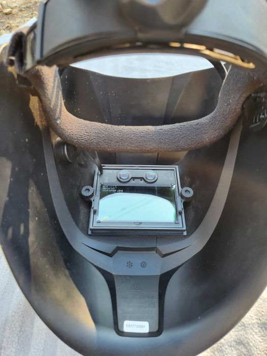 Фотосоларен шлем за заваряване ESAB Savage A40