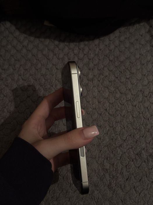 Продам IPHONE 16 PRO 256GB