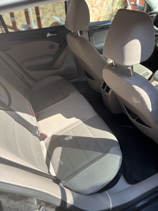 Vand Volkswagen Golf 6 in stare foarte buna