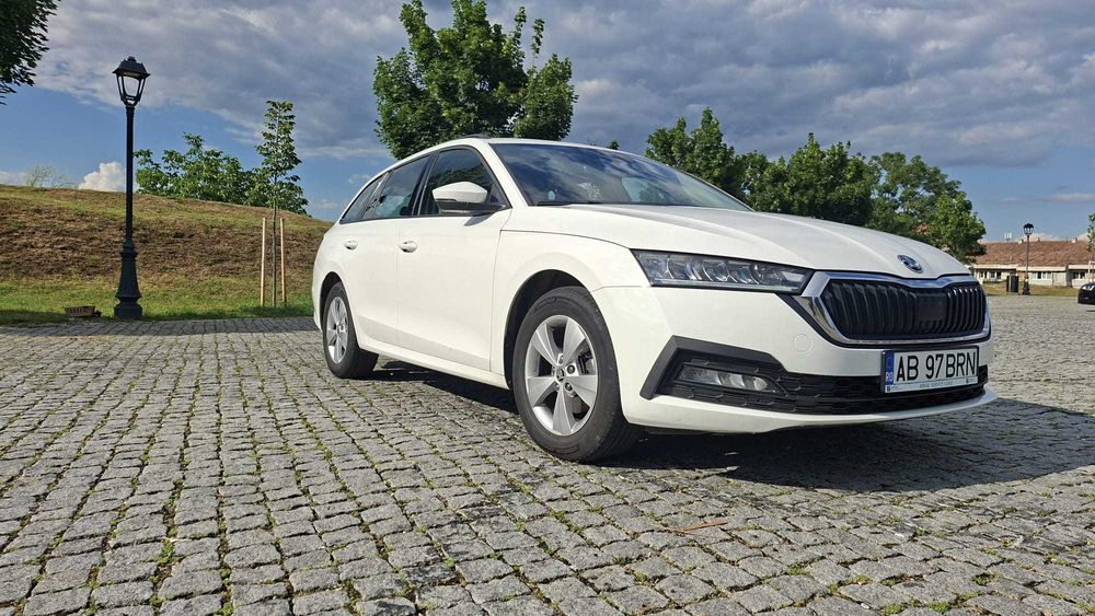 SKODA Octavia 2022 — imagine 2