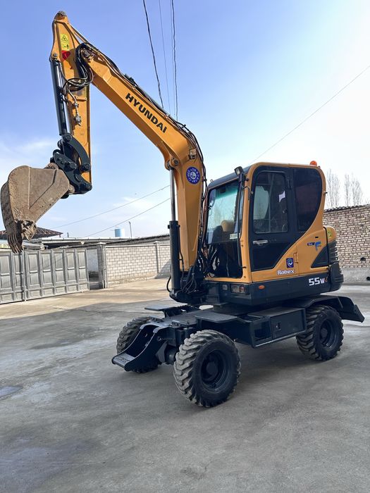 Xyundai ekiskvator sotiladi yili2014 motochast 17min xolati zoʻr