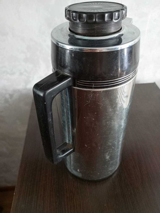 Продам термос для чая и кофе, стеклянная колба