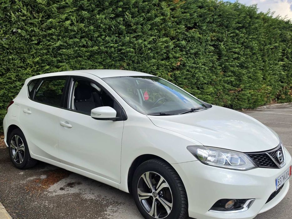 Продавам Nissan Pulsar 1.2