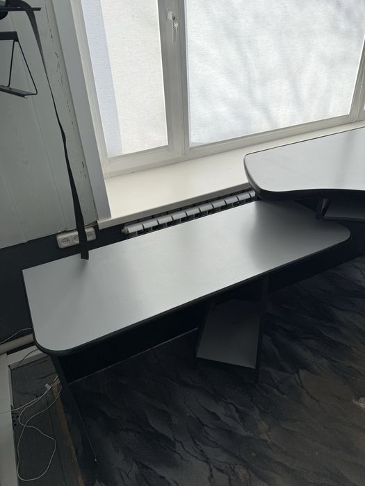 Продам комплект мебели руководителя