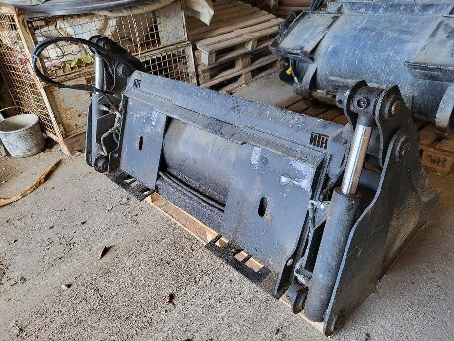 vand cupa multifunctionala noua, miniincarcator-miniexcavator