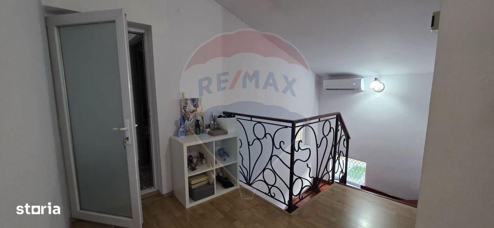 Vila cu 5 camere de vanzare in micro 3 Targoviste