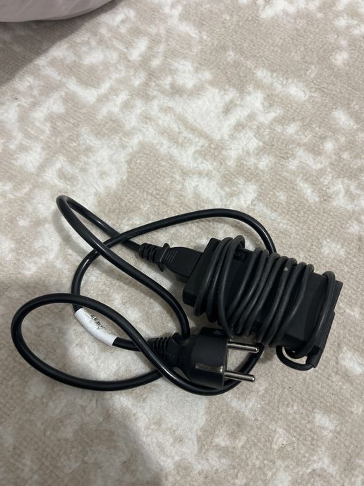 Ноутбук зарядка.