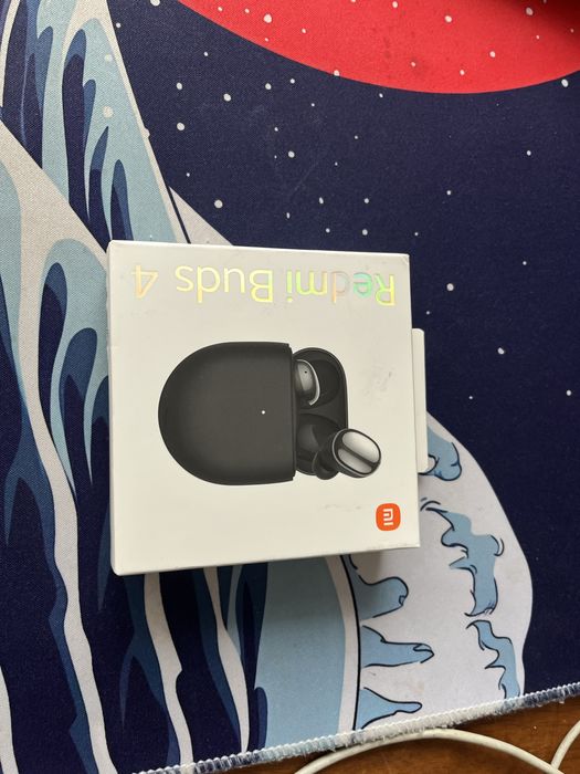 Продам Redmi Buds 4