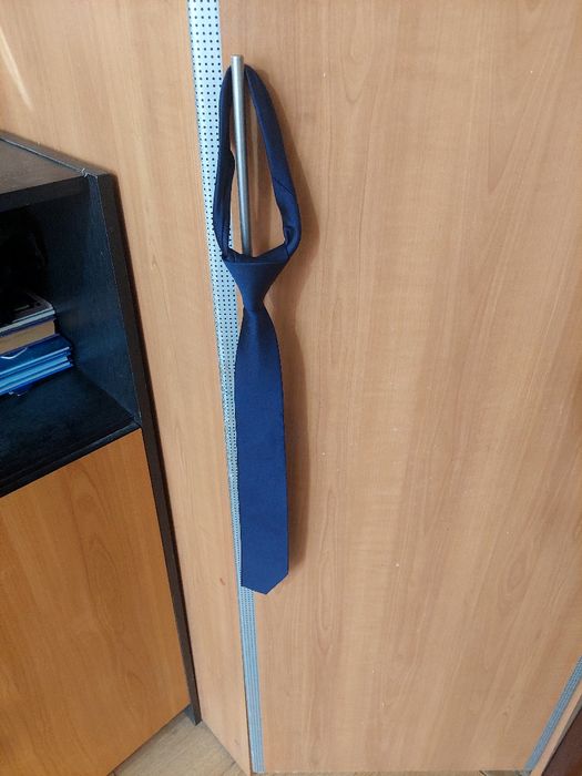 Продаю солидные галстуки