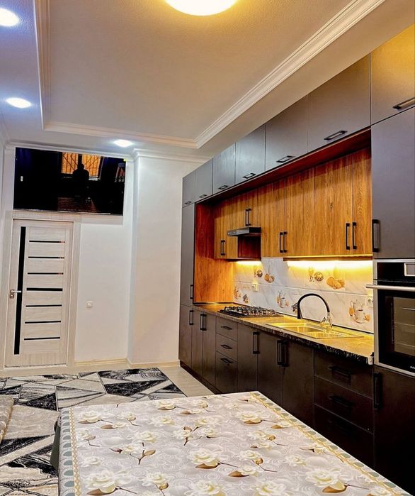 Beruniy metro yonida bezmakler kvartira