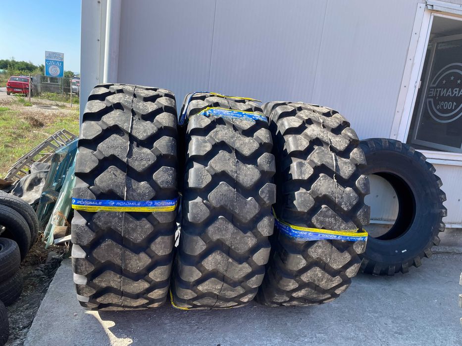 Anvelope noi industriale de tractor 23.5-25 cu camera si talon 24PR