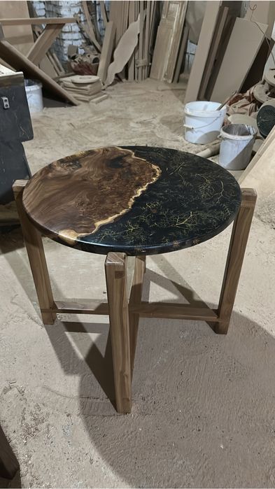 Журнальный столик круглый