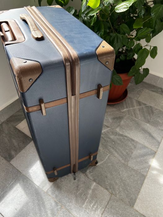 Голям Твърд куфар за багаж