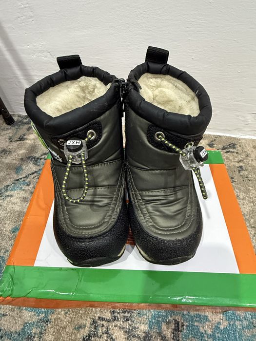 Зимняя детская обувь