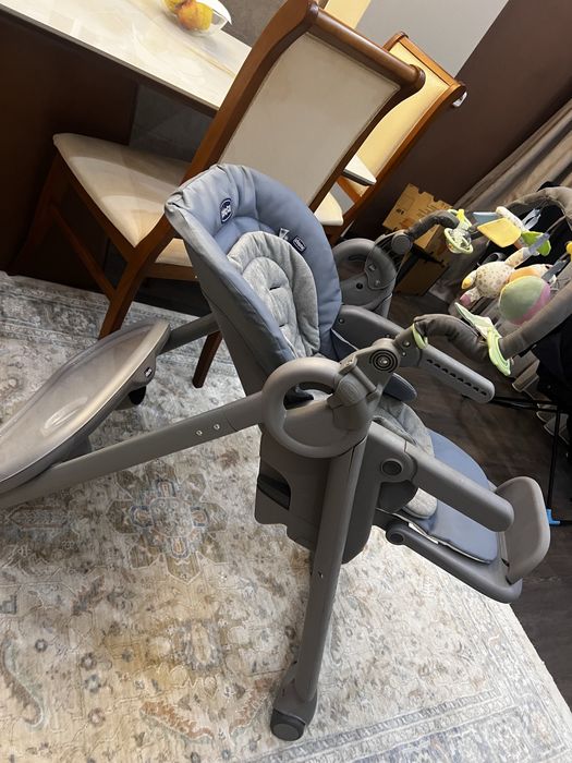 Стульчик детский Chicco Polly Magic серый