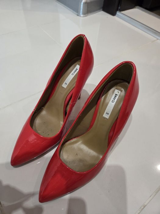 Остри обувки 36 номер