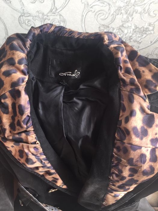 Продам тренч модный