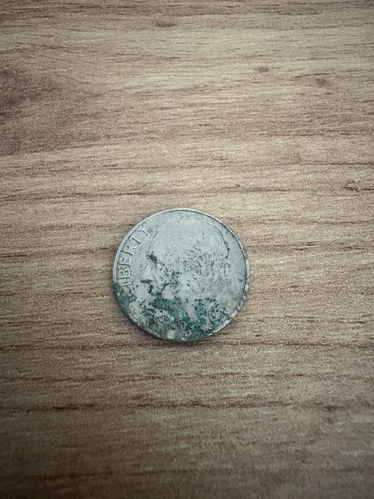 One  dime монета америка