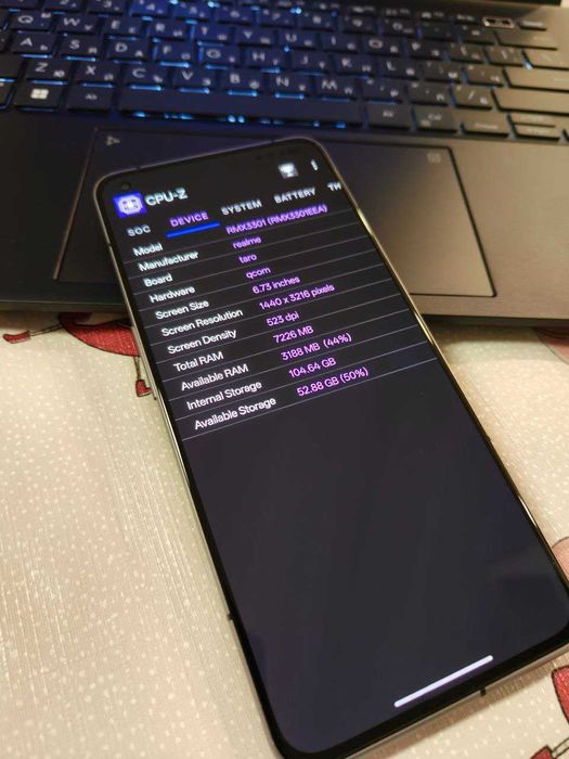 Realme GT2 Pro - 2K Екран - Като НОВ - Пълен Комплект!