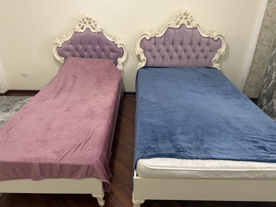 Продам кровать полуторку