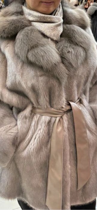 Продам шубу норковую
