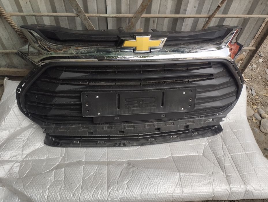 Tracker 2 облицовка оригинал