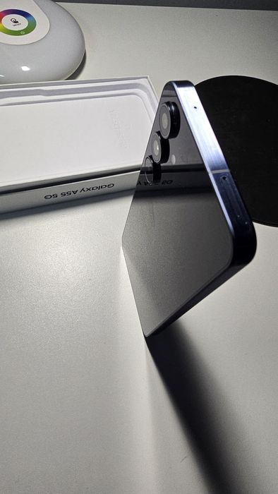 Vind SAMSUNG A55 5G 256gb