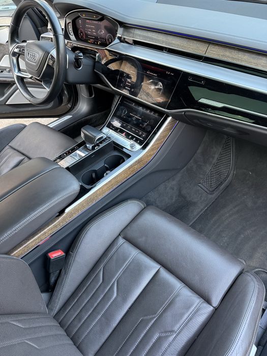 Audi A8 D5 4N  S8 D5 арматурно табло с airbag шита кожа 4N1857001E