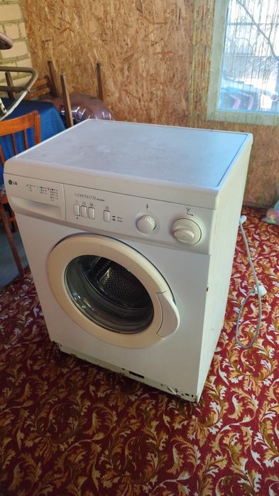 Продам стиральную машину