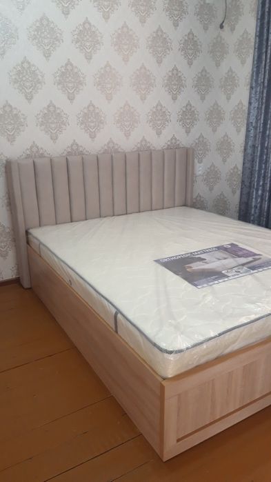 Spalni mebel sotiladi