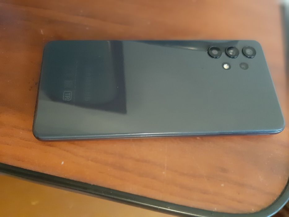 Srochna sotiladi. Samsung A 32 xolati ideal