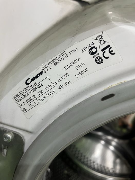 CANDY стиральная машинка (не рабочая, заменить подшипники)