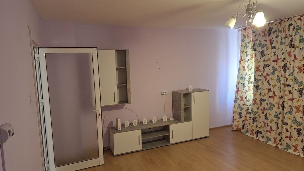 Inchiriez garsoniera in Mioveni la parter