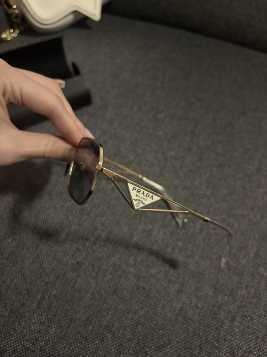 Женски слънчеви очила - Prada