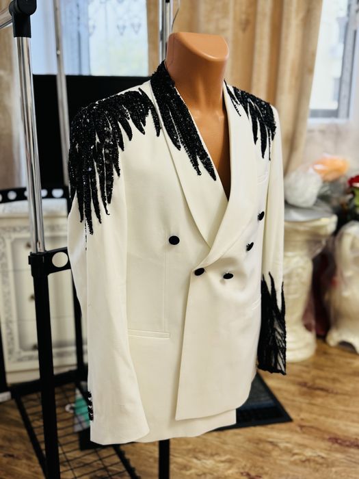 Sacou impecabil de lux.