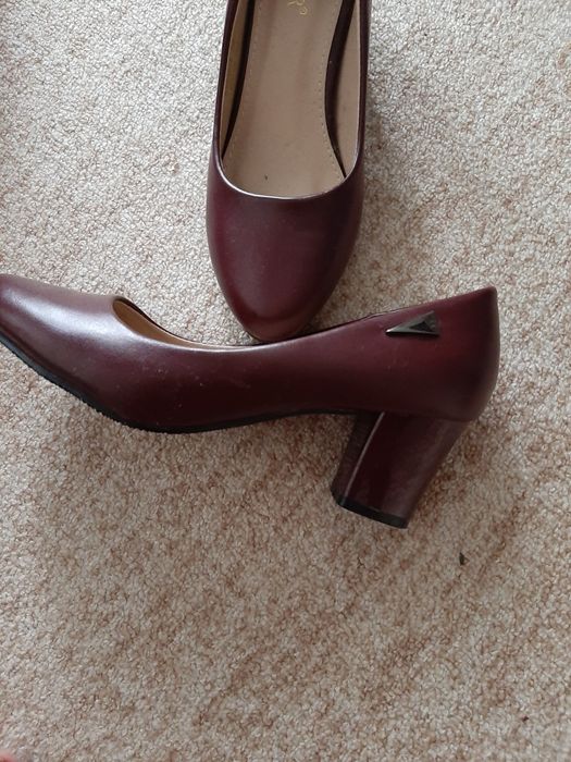 Дамски обувки ,само пробвани