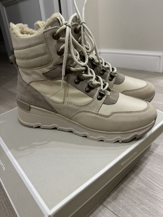 Ботинки новые продам