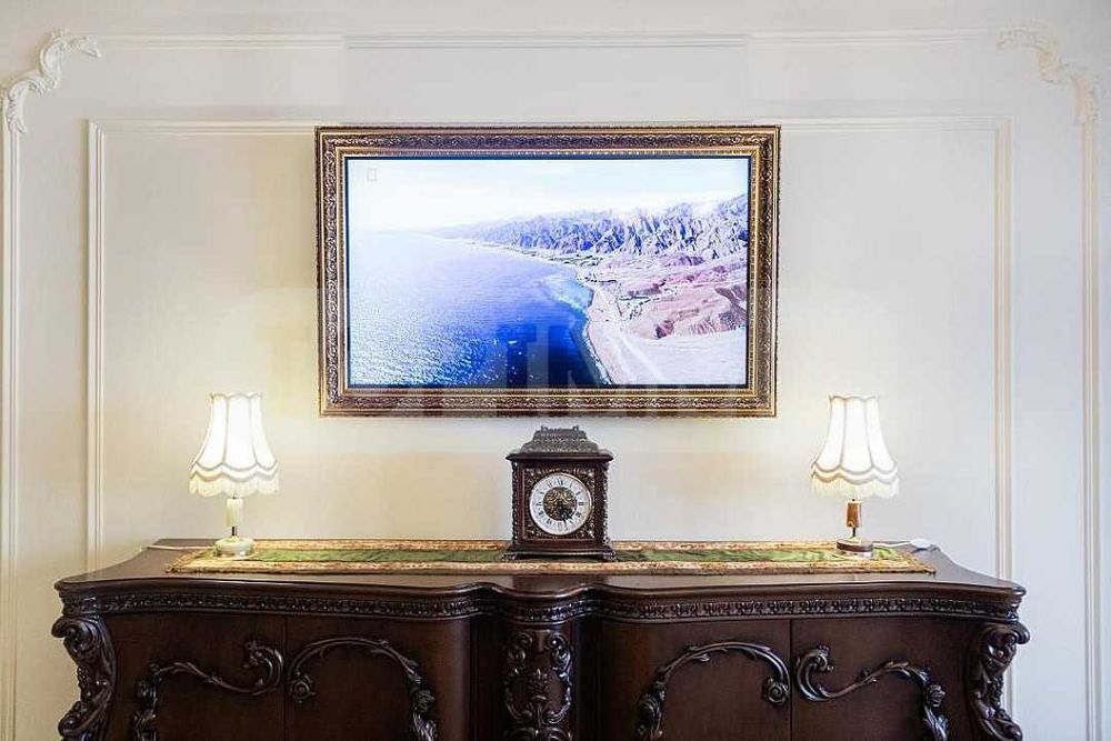 Дава се под наем Двустаен апартамент в Варна, Център - 82 кв.м за 1000 € - Снимка #6