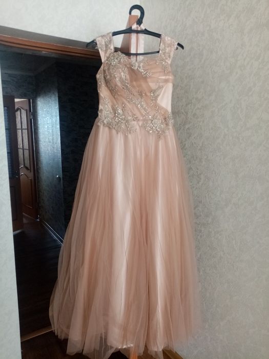 Платье вечернее. Выпускной.