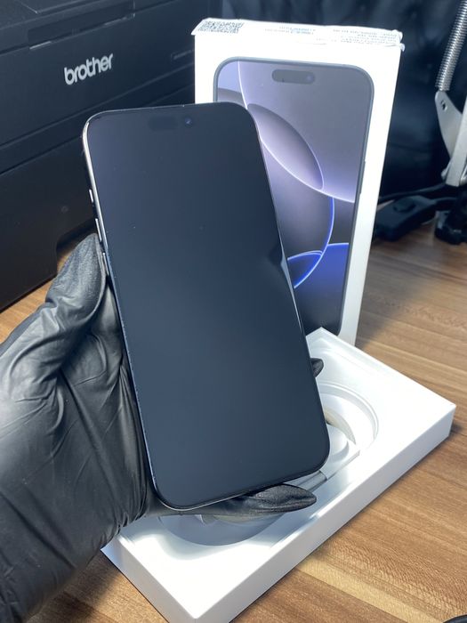 iPhone 16 Pro Max • 256 GB • Black Titanium / Cod produs: 6442
