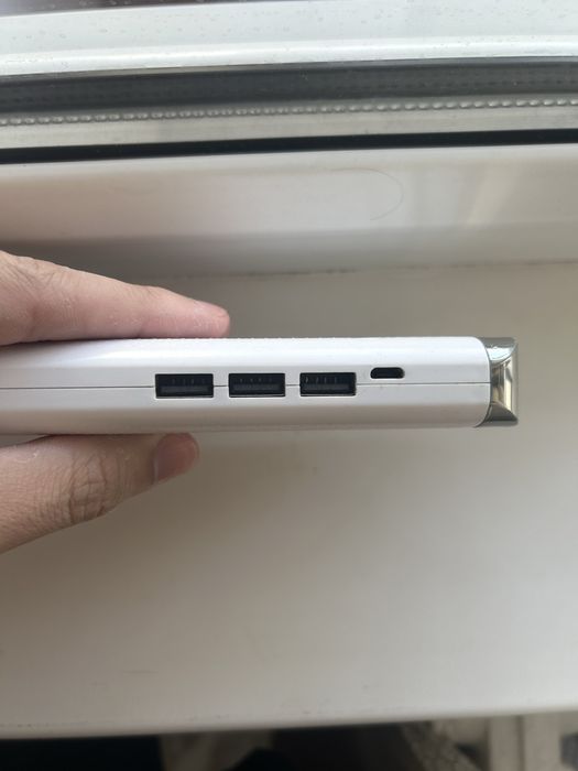 Паурбанк для зарядки 20mAh