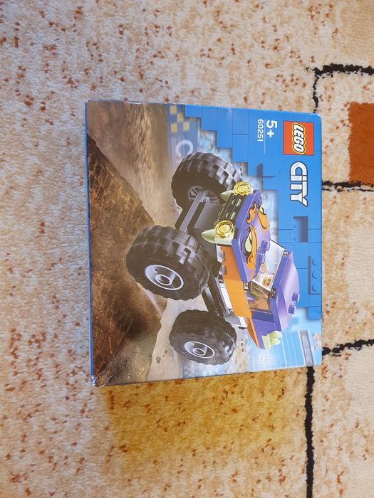 Lego City: Camion gigant 60251 (include cutia originala)