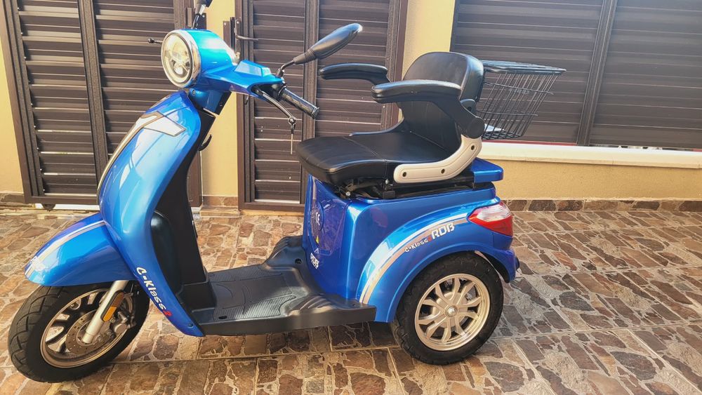 Căruț electric pt persoane cu handicap