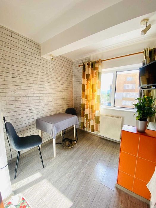 Vand/schimb apartament 2 camere, decomandat, Colonia Bod