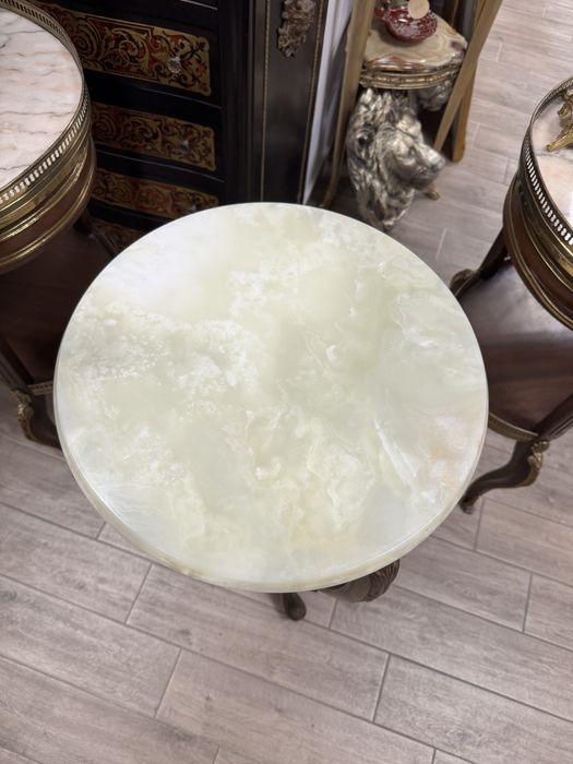 Masa din bronz masiv cu doua blaturi de onix